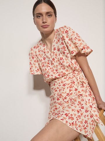 Apricot Dress ' ' in Beige: front