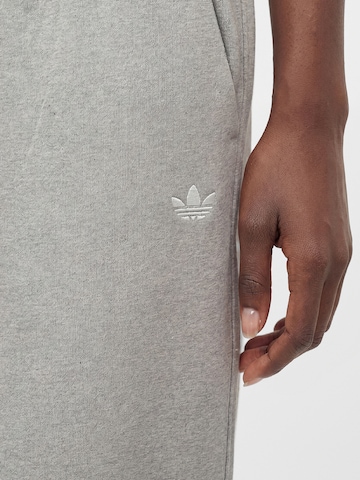 ADIDAS ORIGINALS Tapered Trousers 'Essentials' in Grey