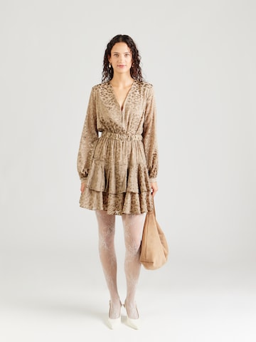 Rochie 'CLARISSE' de la GUESS pe bej: față
