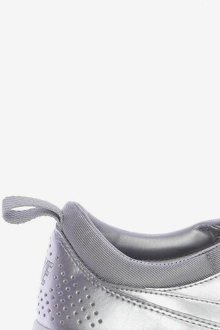 NIKE Sneakers & Trainers in 39 in Grey