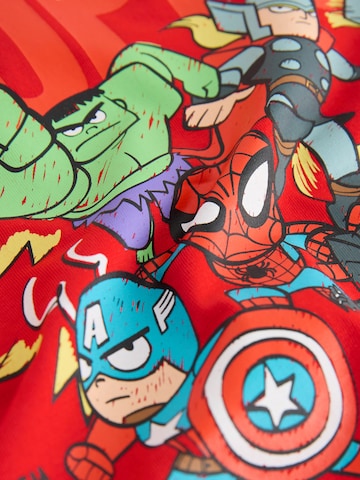 T-Shirt 'Marvel' Next en rouge
