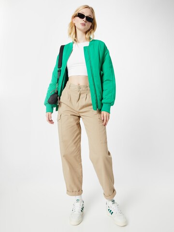 Carhartt WIP Tapered Cargobroek 'Collins' in Beige