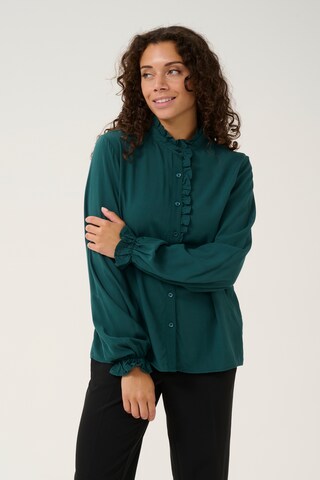 Cream Blouse 'Venea' in Green: front