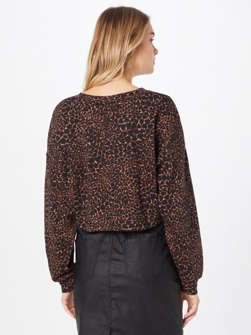 ONLY Sweatshirt 'Funky' in Braun