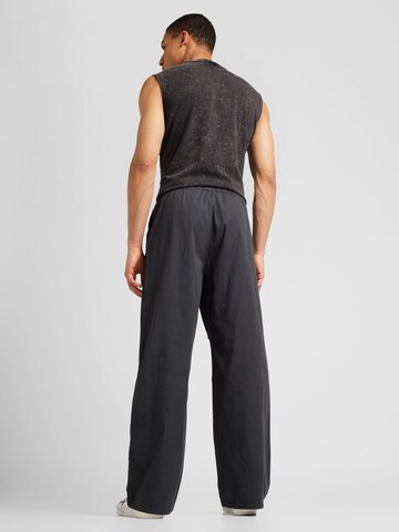 Loosefit Pantaloni 'London' di WEEKDAY in grigio