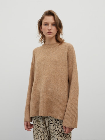 Pull-over 'Orlanda' EDITED en marron : devant