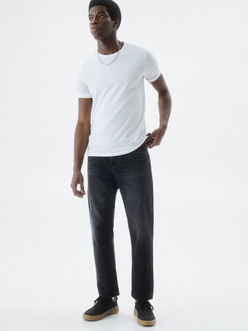 Pull&Bear Regular Jeans in Schwarz