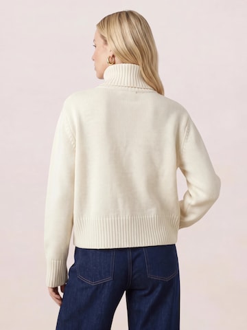 noar studios Pullover in Weiß