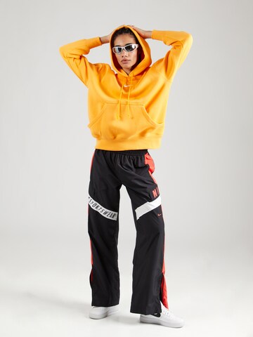 Nike Sportswear Sweatshirt 'Phoenix Fleece' in Gelb