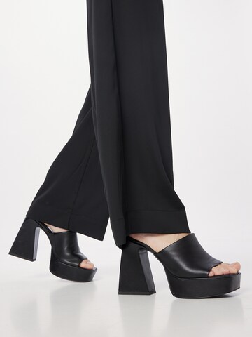 Calvin Klein Wide Leg Hose in Schwarz