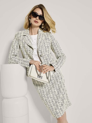 MADELEINE Blazer in Schwarz