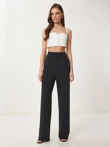 Happiness İstanbul Loose fit Pleat-front trousers in Black