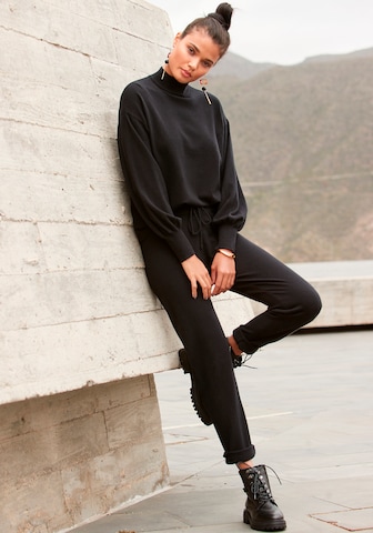 LASCANA Sweater in Black