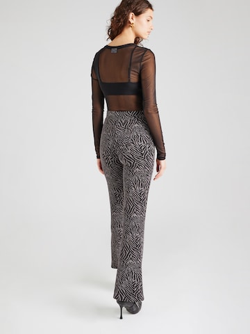 Flared Pantaloni di ONLY in nero