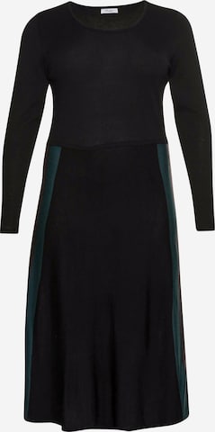 SHEEGO Gebreide jurk in Zwart: voorkant