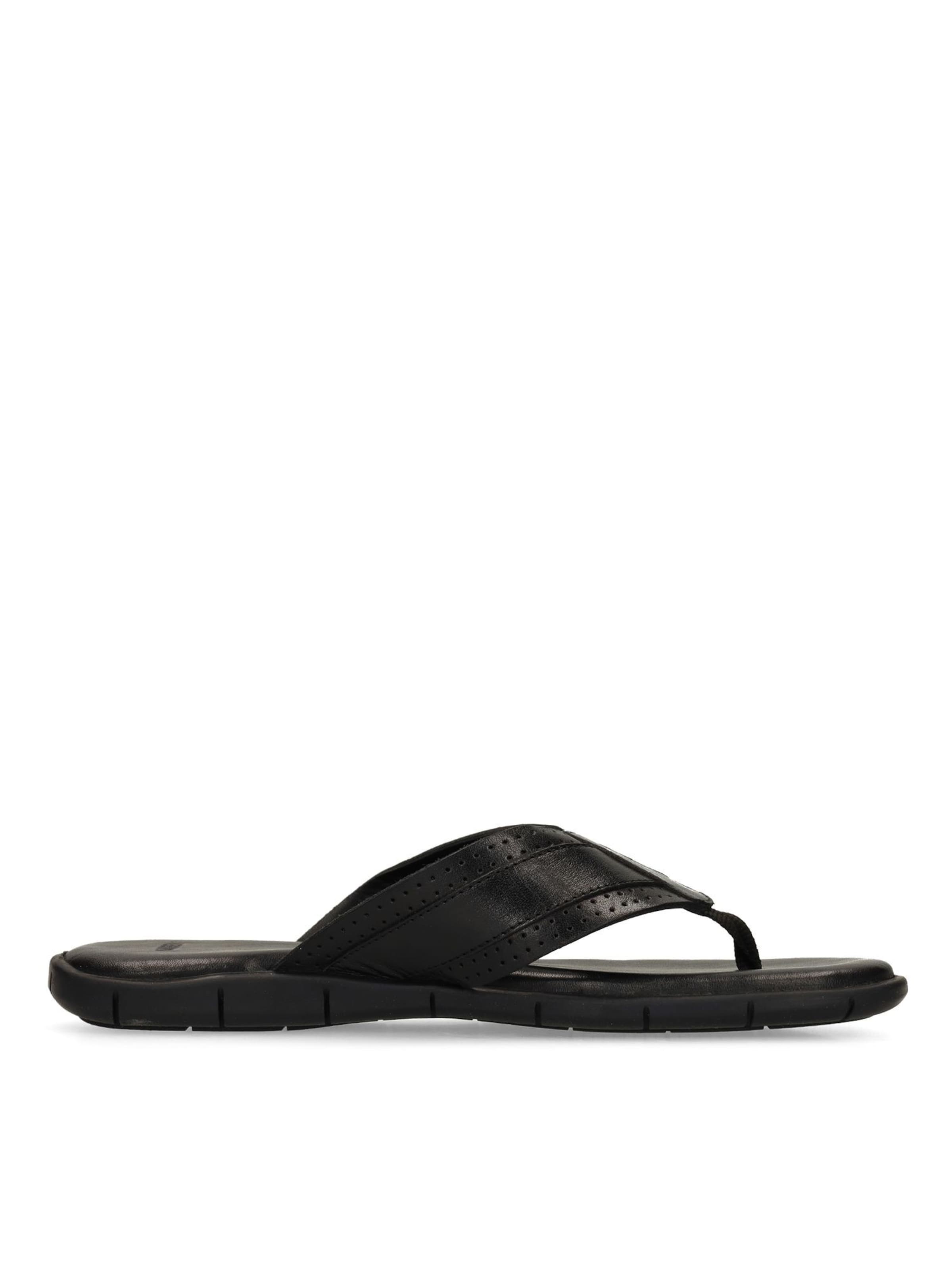 MANFIELD T-Bar Sandals in Black