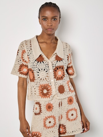 Apricot Blouse ' ' in Grey: front