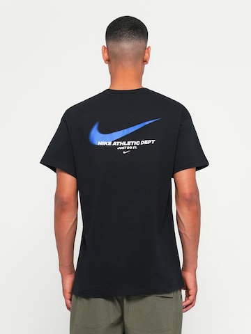 Nike Sportswear - Camisa em preto: frente