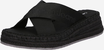 Calvin Klein Jeans Regular Чехли в черно: отпред