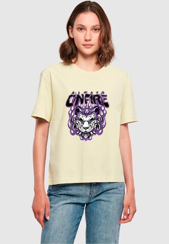 T-shirt 'Always On Fire' Mister Tee en jaune : devant