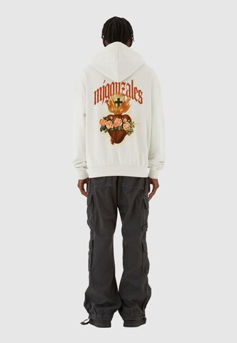 MJ Gonzales Sweatshirt 'Heart' i hvit