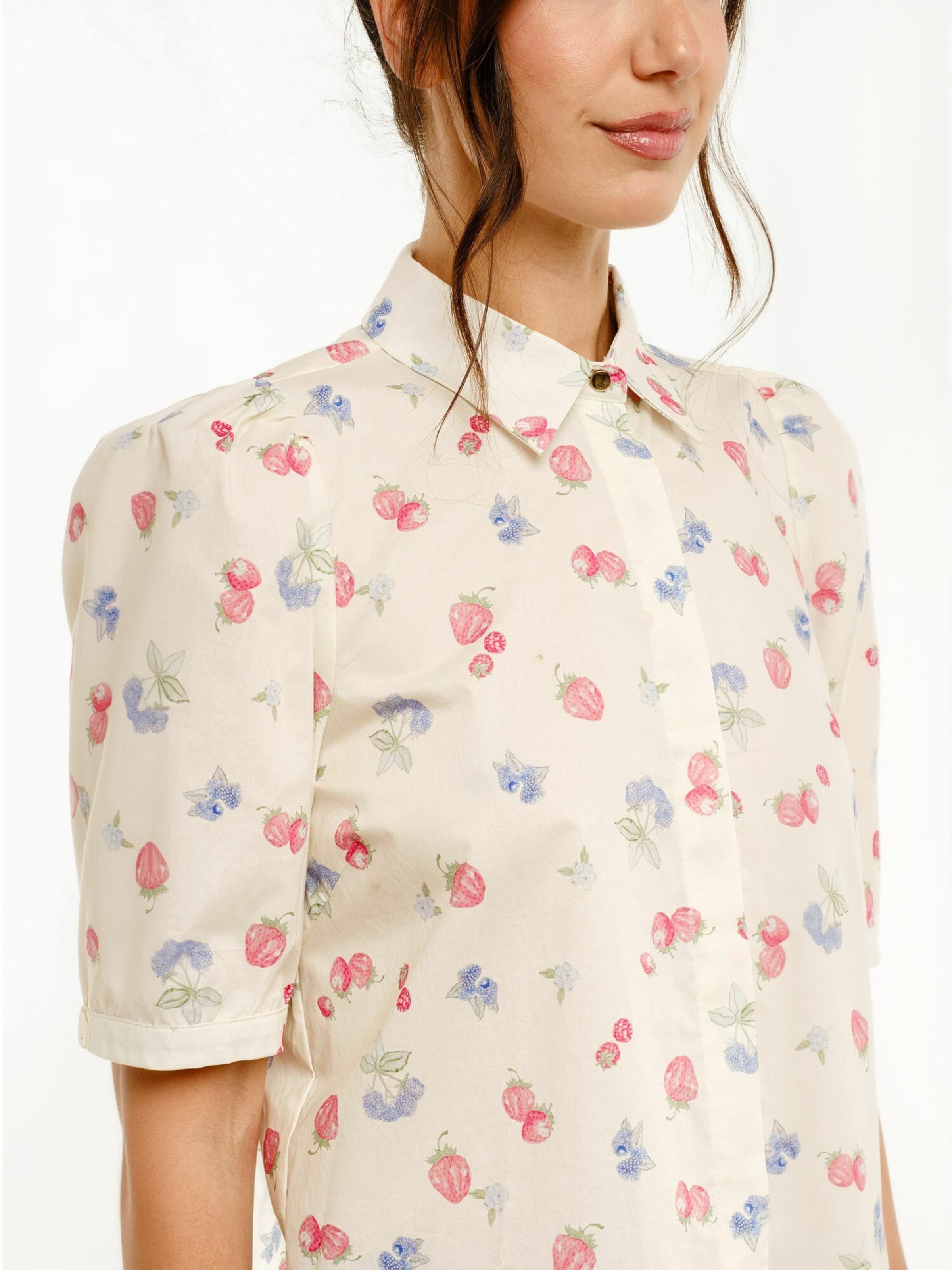 Liberte Essentiel Top ' FLORA ' in White