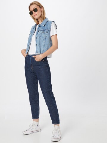 LEVI'S ® Zwężany krój Jeansy 'High Waisted Mom' w kolorze niebieski