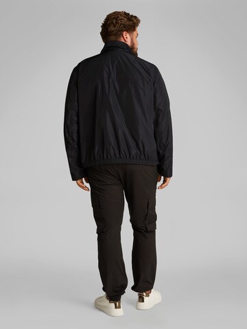 Calvin Klein Big & Tall Overgangsjakke 'Essential' i sort