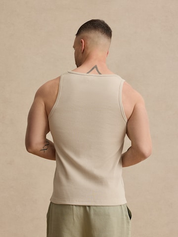 DAN FOX APPAREL Top 'Vince' in Grau