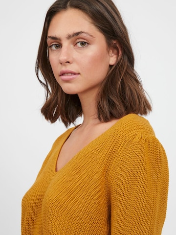 VILA Sweater in Brown