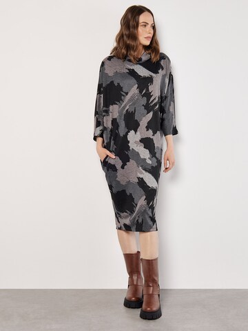 Apricot Dress ' ' in Grey: front