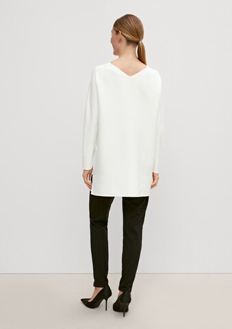 COMMA Sweater in White