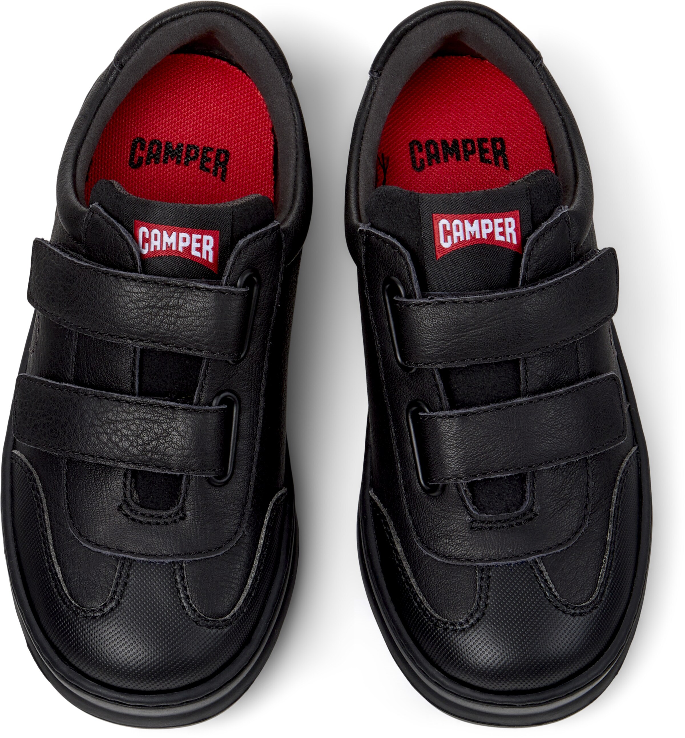 Baskets 'Runner Vier' CAMPER en noir