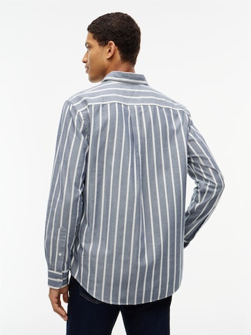 TOMMY HILFIGER Regular fit Button Up Shirt in Blue