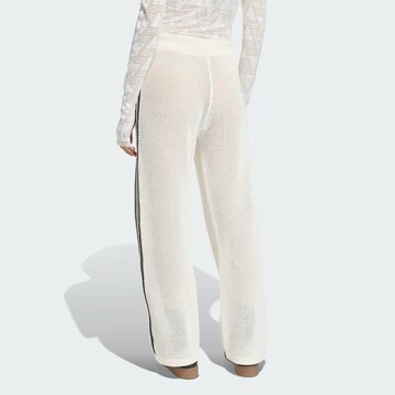 Loosefit Pantalon 'Firebird' ADIDAS ORIGINALS en blanc