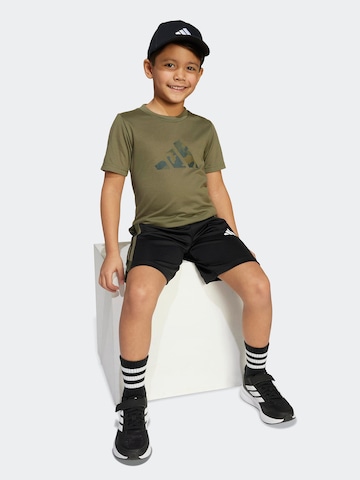 ADIDAS SPORTSWEAR - Fato de treino 'Train Essentials' em verde