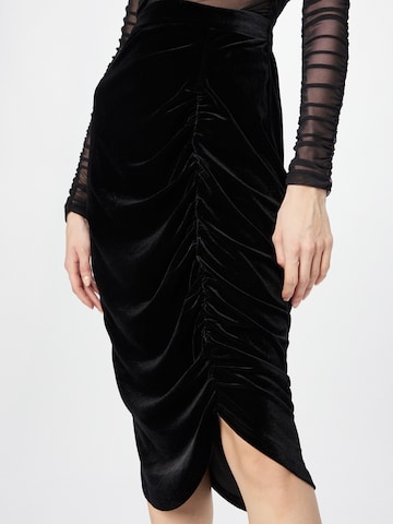 Louche Skirt 'HELKA' in Black