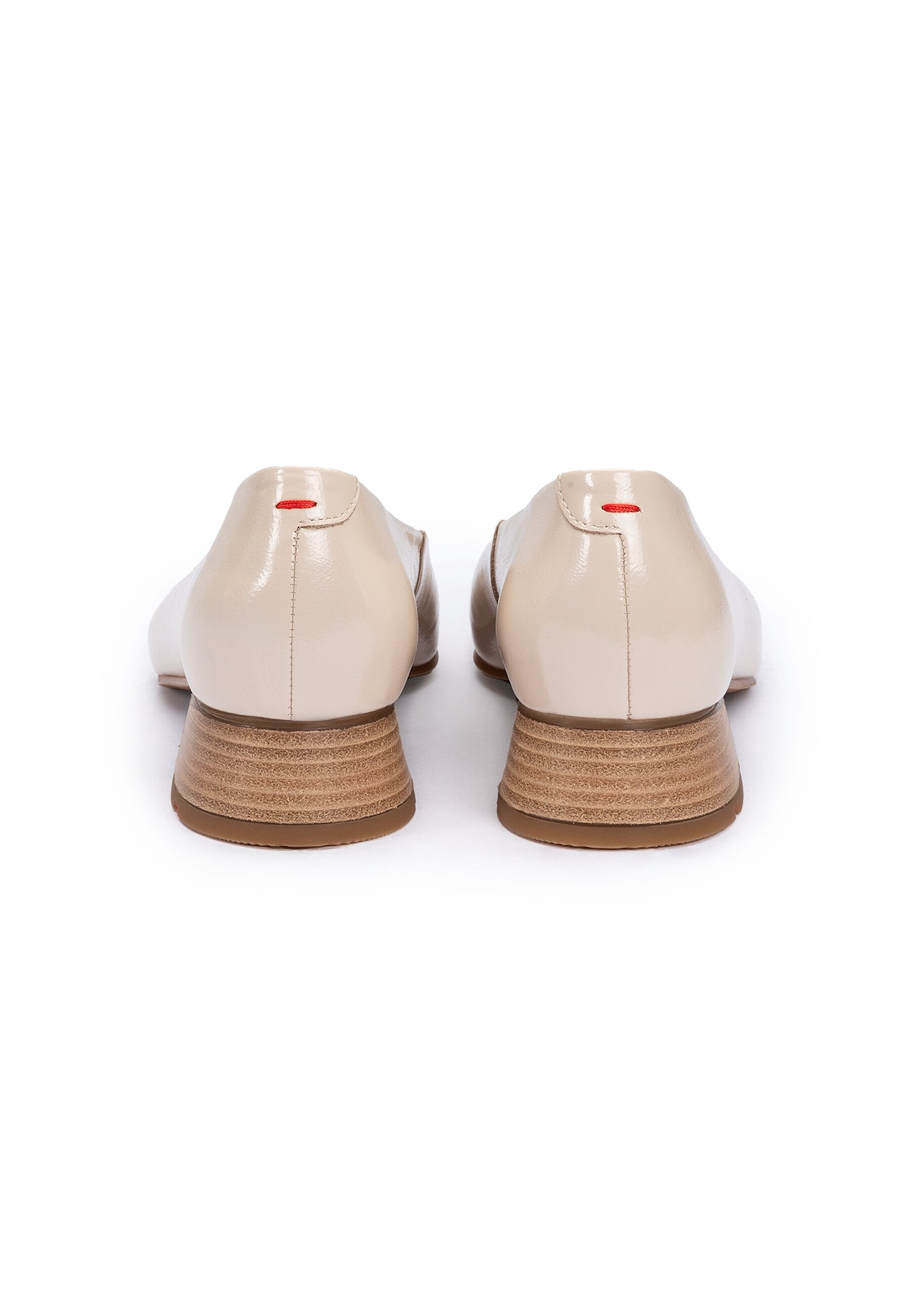 LLOYD Classic Flats in Beige