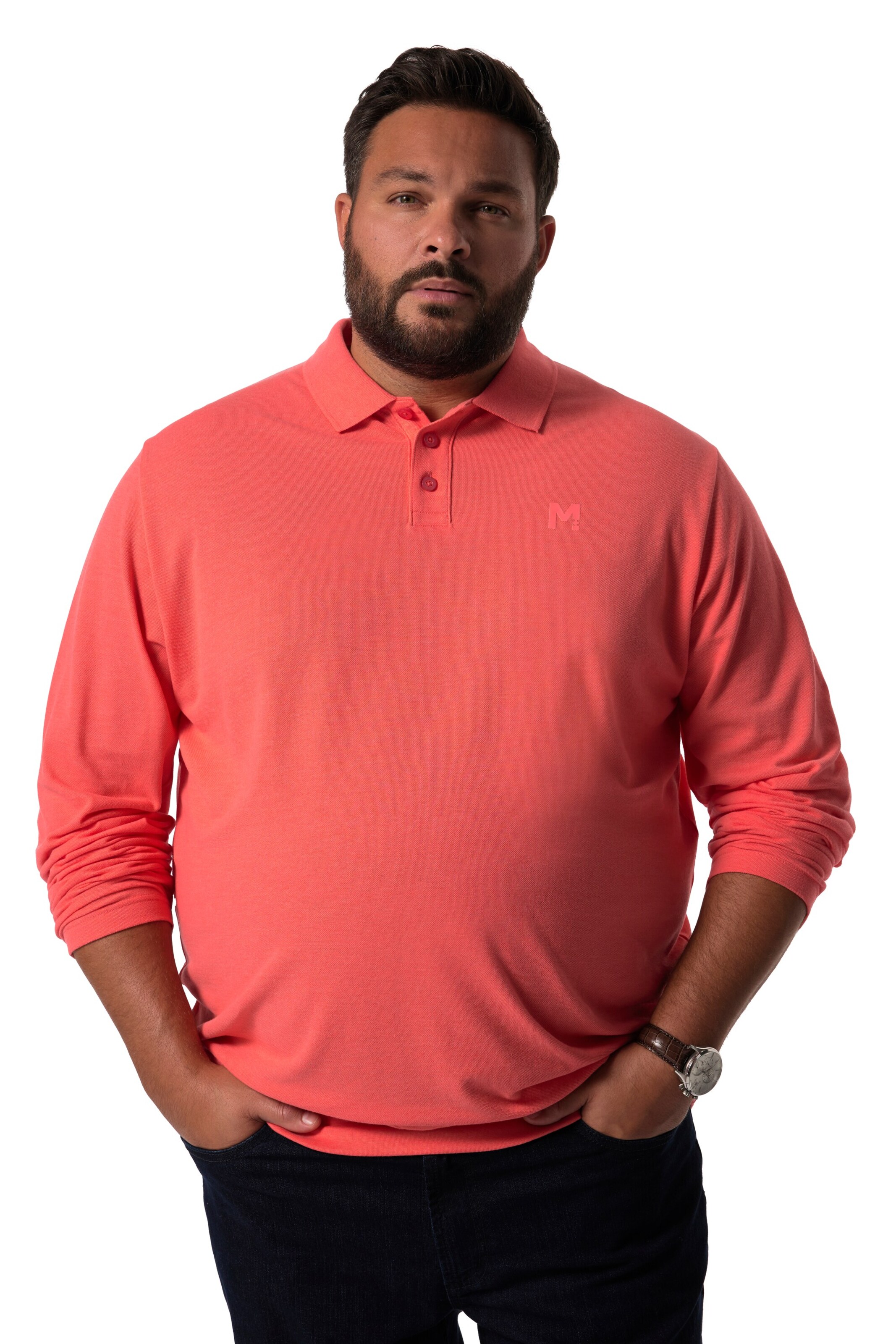 Men Plus Shirt in Red: front