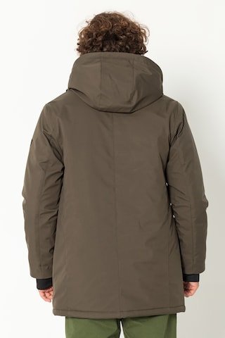 Ron Tomson Winterjacke, Model trägt Größe M in Grün