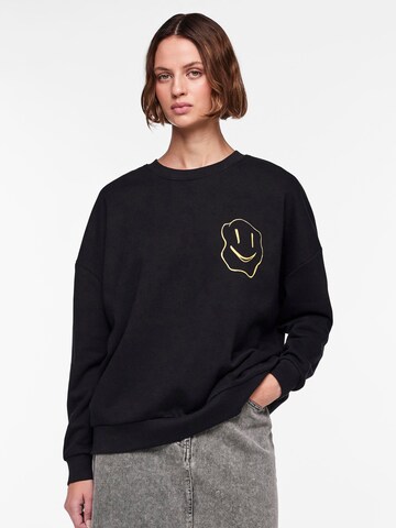PIECES Sweatshirt in Schwarz: Vorderseite
