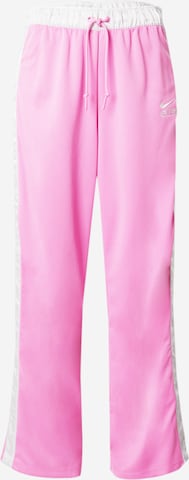 Nike Sportswear Loosefit Broek 'Air Breakaway' in Roze: voorkant