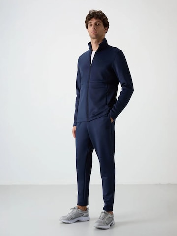 Survêtements Tommy Life en bleu : devant