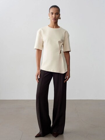 Maglietta di Dilvin in beige