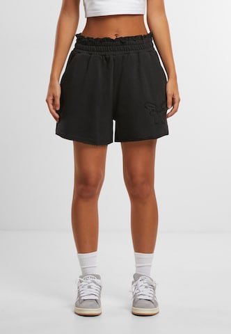 Felicious Loosefit Shorts in Schwarz