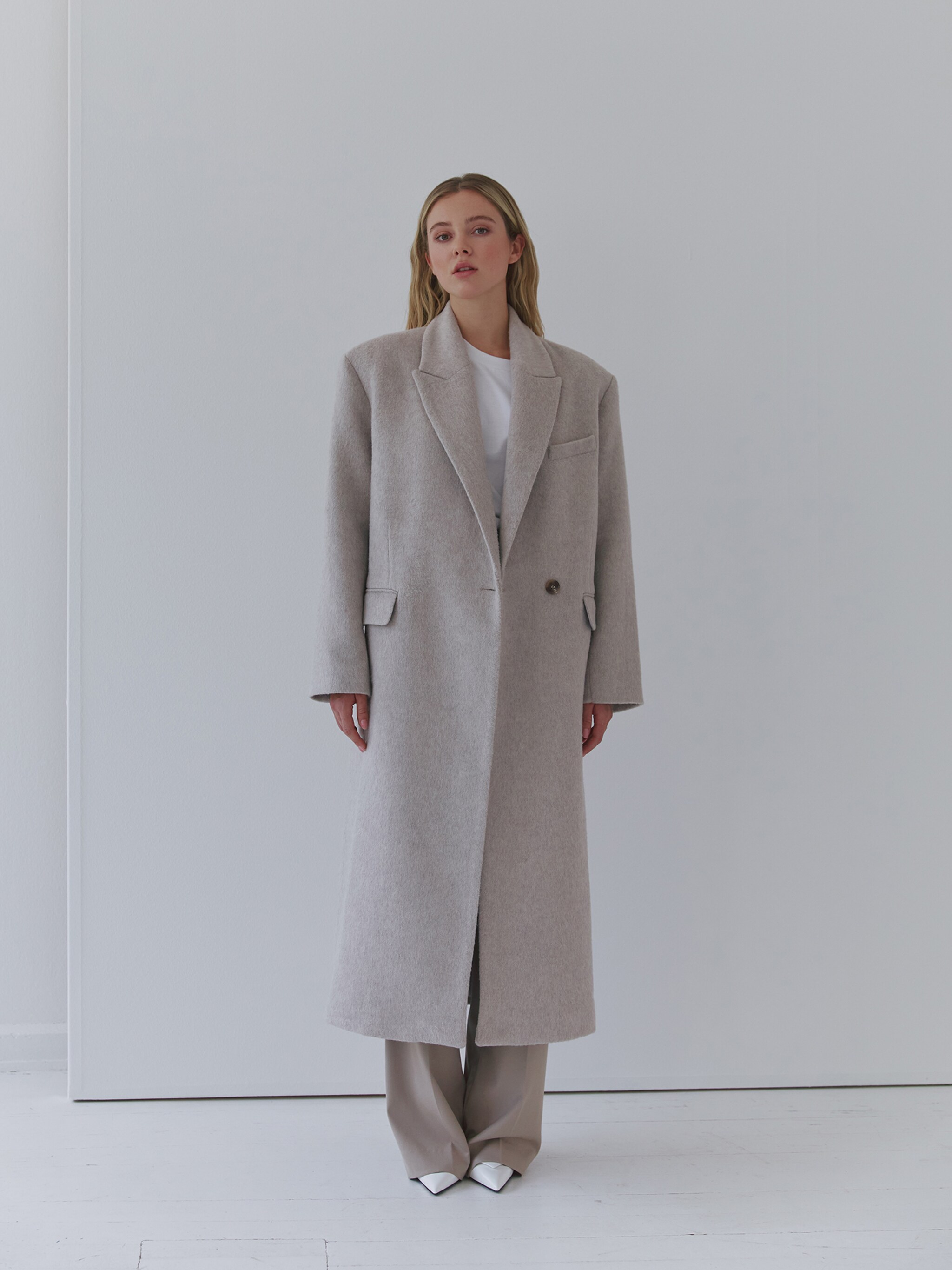EDITED Produkter Overgangsfrakke 'Diane' beige