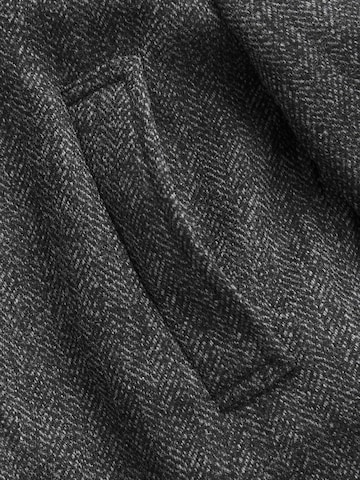 Next Prehoden plašč | črna barva