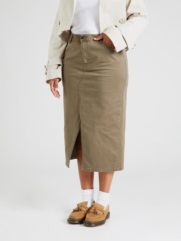 ONLY Carmakoma Skirt 'CARLola' in Green: front
