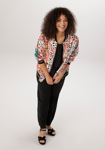 Aniston Between-Season Jacket in Beige