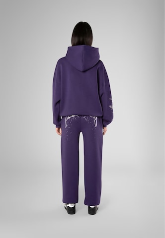 Felicious Sweatshirt in Purple